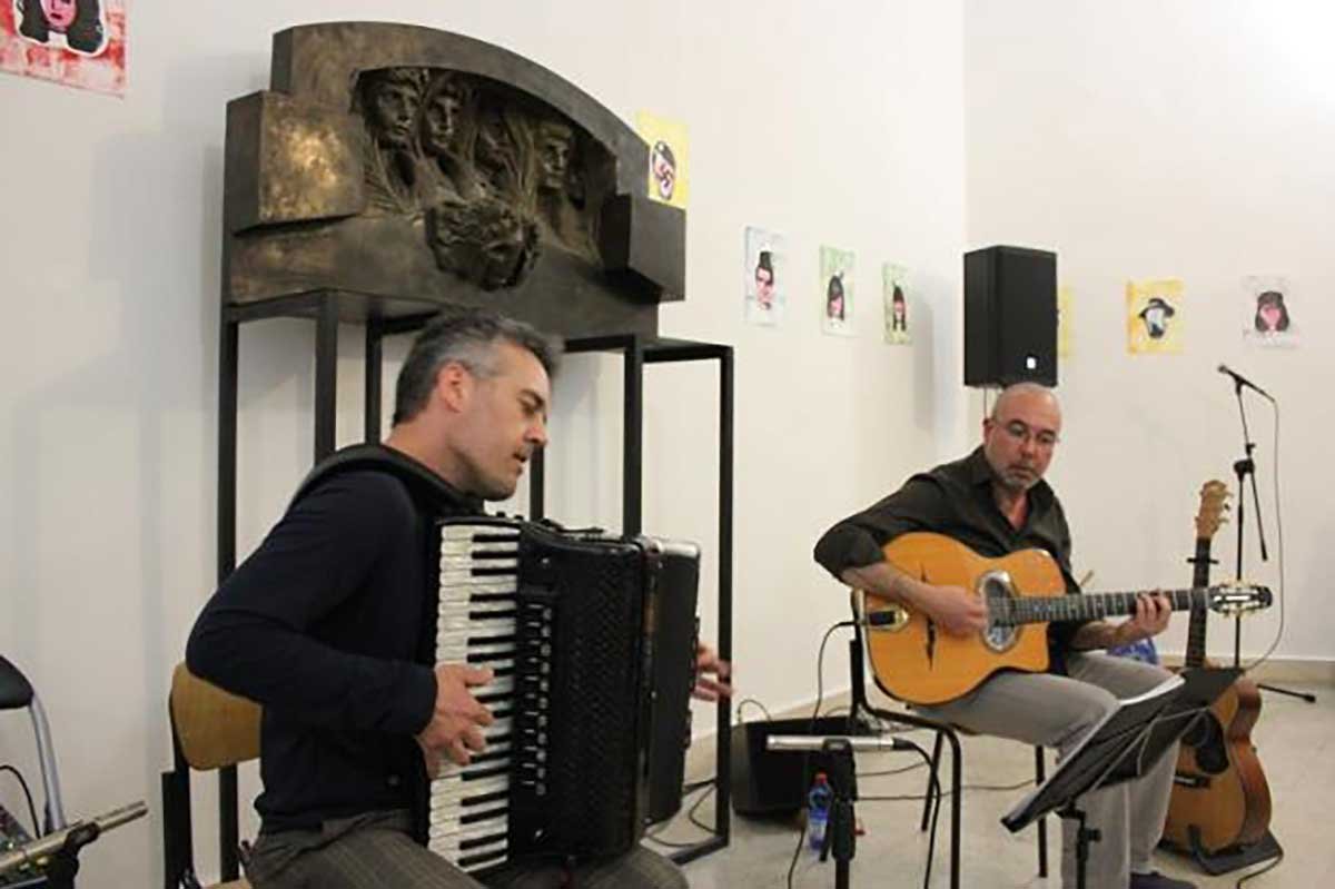 Cristiano Lui – fisarmonica e bandoneon, Stefano Ciotola - chitarra