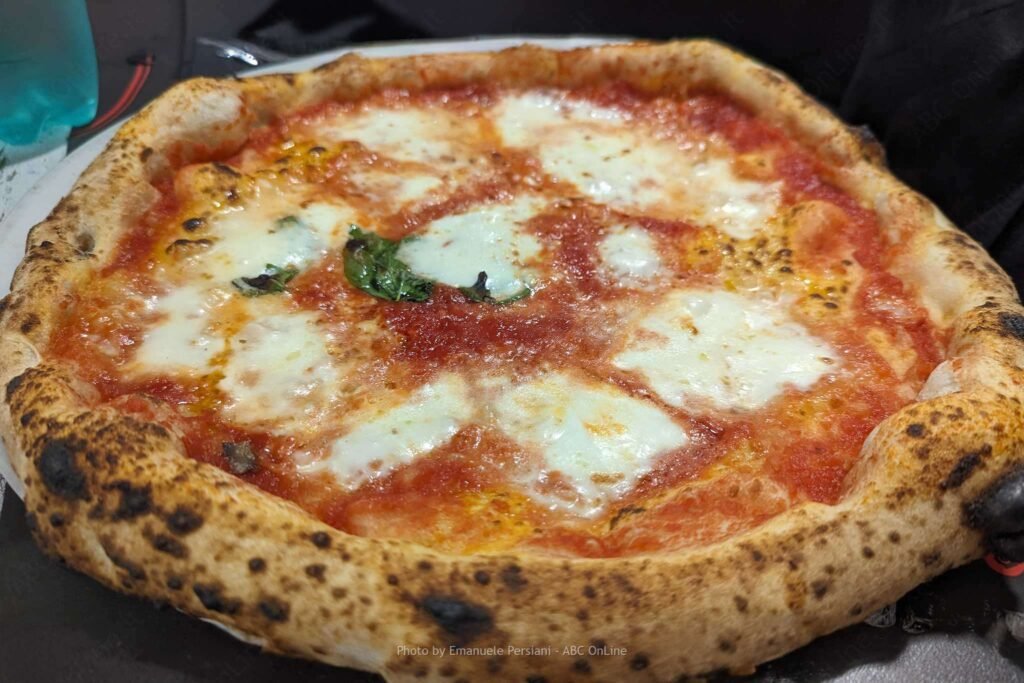 pizza margherita sorbillo napoli